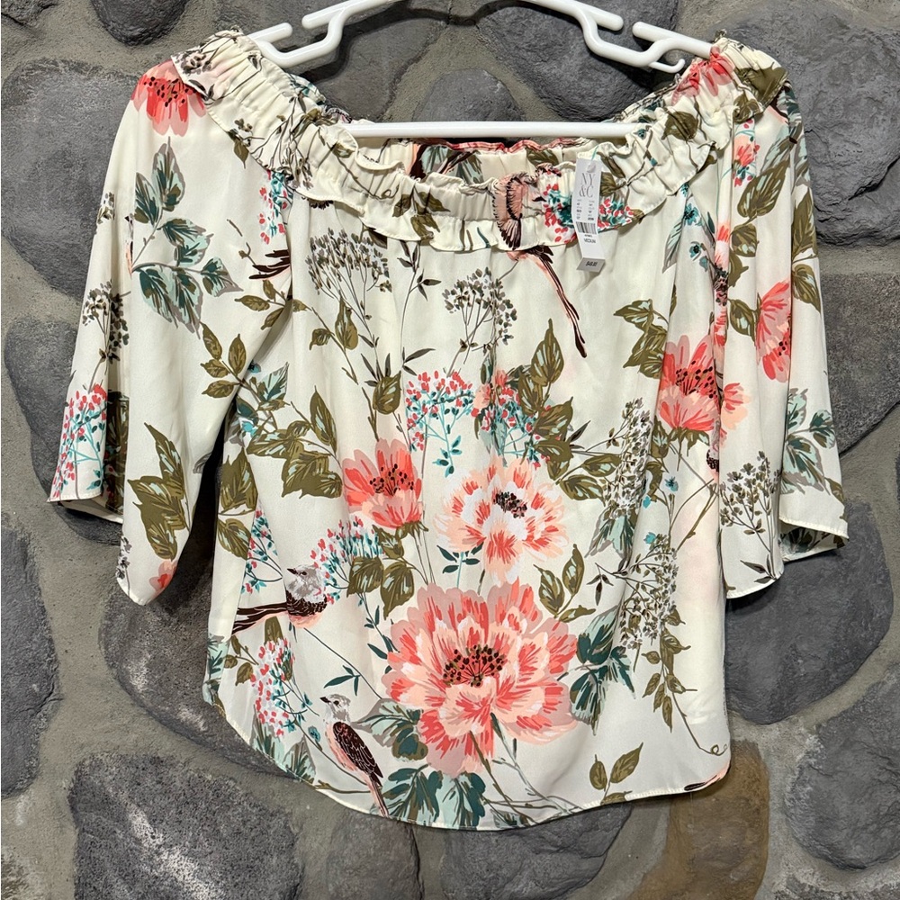NY&C NWT Off-Shoulder Floral Bird Blouse Women’s Medium Cream and Pink Top Shirt